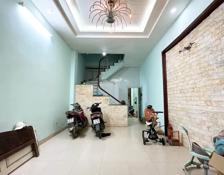 Sở hữu nhà 3 tầng ô tô vào tận cửa, trung tâm Hoàng Mai... Bán owner_side tại Lĩnh Nam, Hà Nội 01