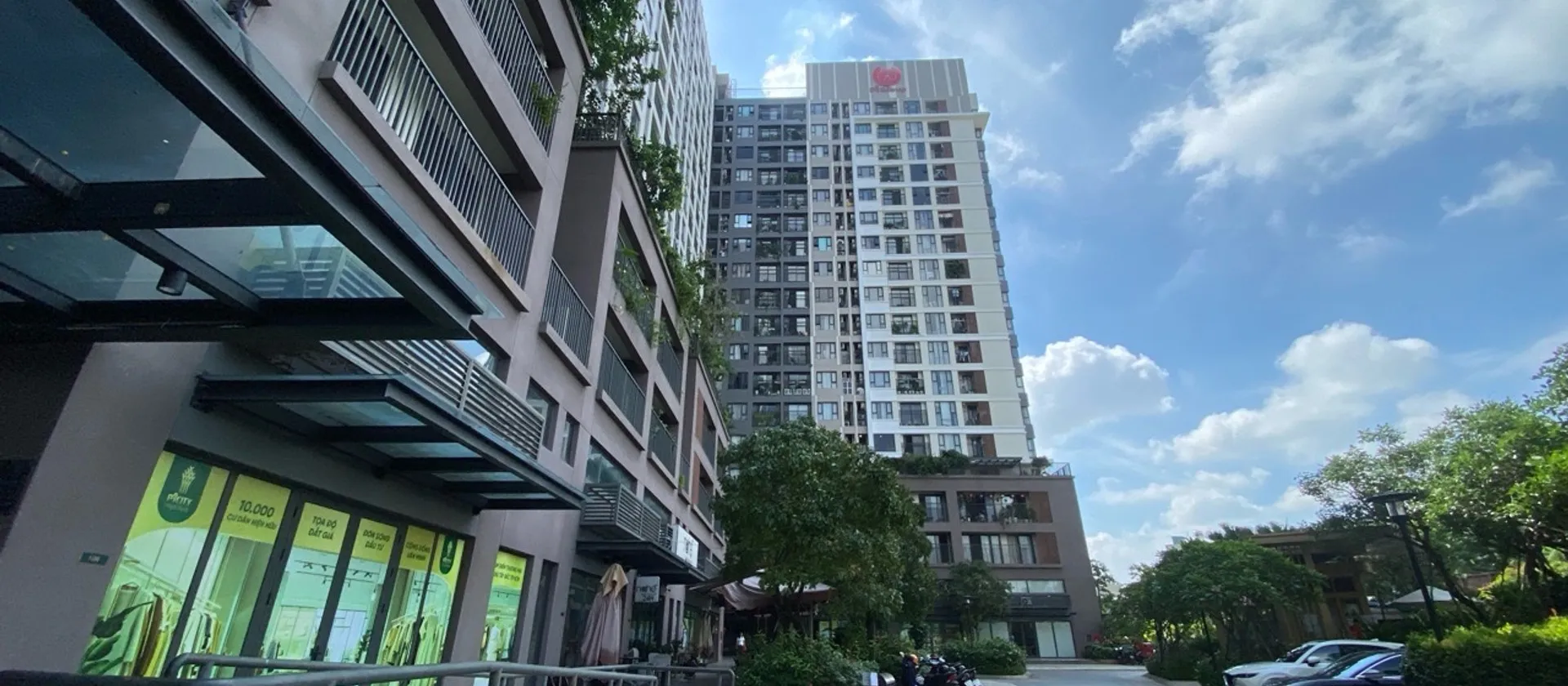 GIA ĐÌNH TRẺ TÌM CĂN 2PN THOÁNG MÁT Ở QUẬN 12?
🏢 Picity High Park – căn 2PN diện tích 53.03m²,... Bán căn hộ chung cư tại Thới An, Hồ Chí Minh 01