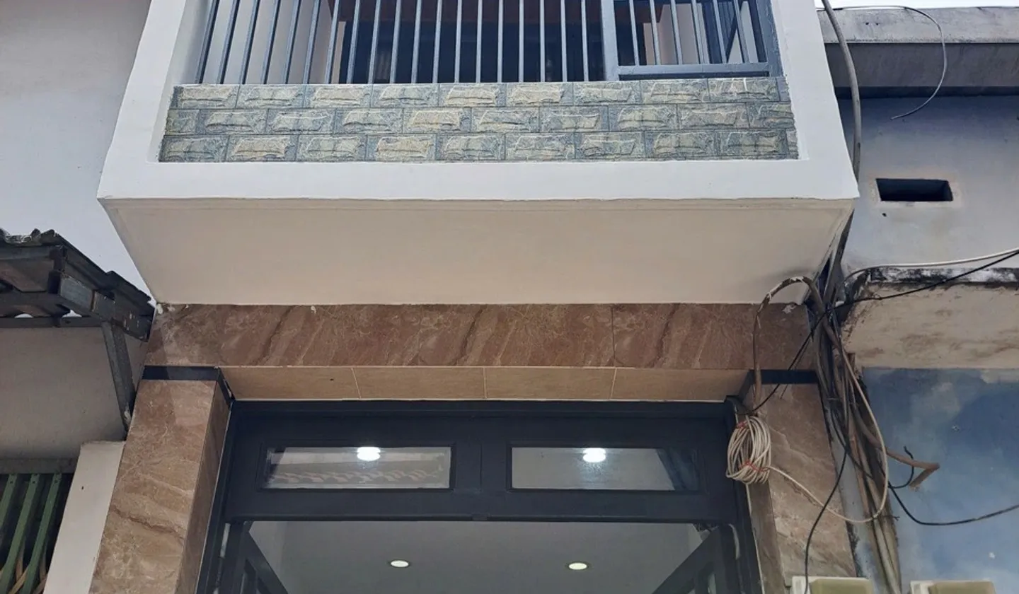 SIỂU PHẨM MINI - LUỸ BÁN BÍCH, TÂN PHÚ - 1 TRỆT 1 LẦU NHÀ ĐẸP CHỈ 2TỶ x TL , 18m2 , 1 trệt 1 lầu -2... Bán nhà riêng tại Phú Thọ Hòa, Hồ Chí Minh 01