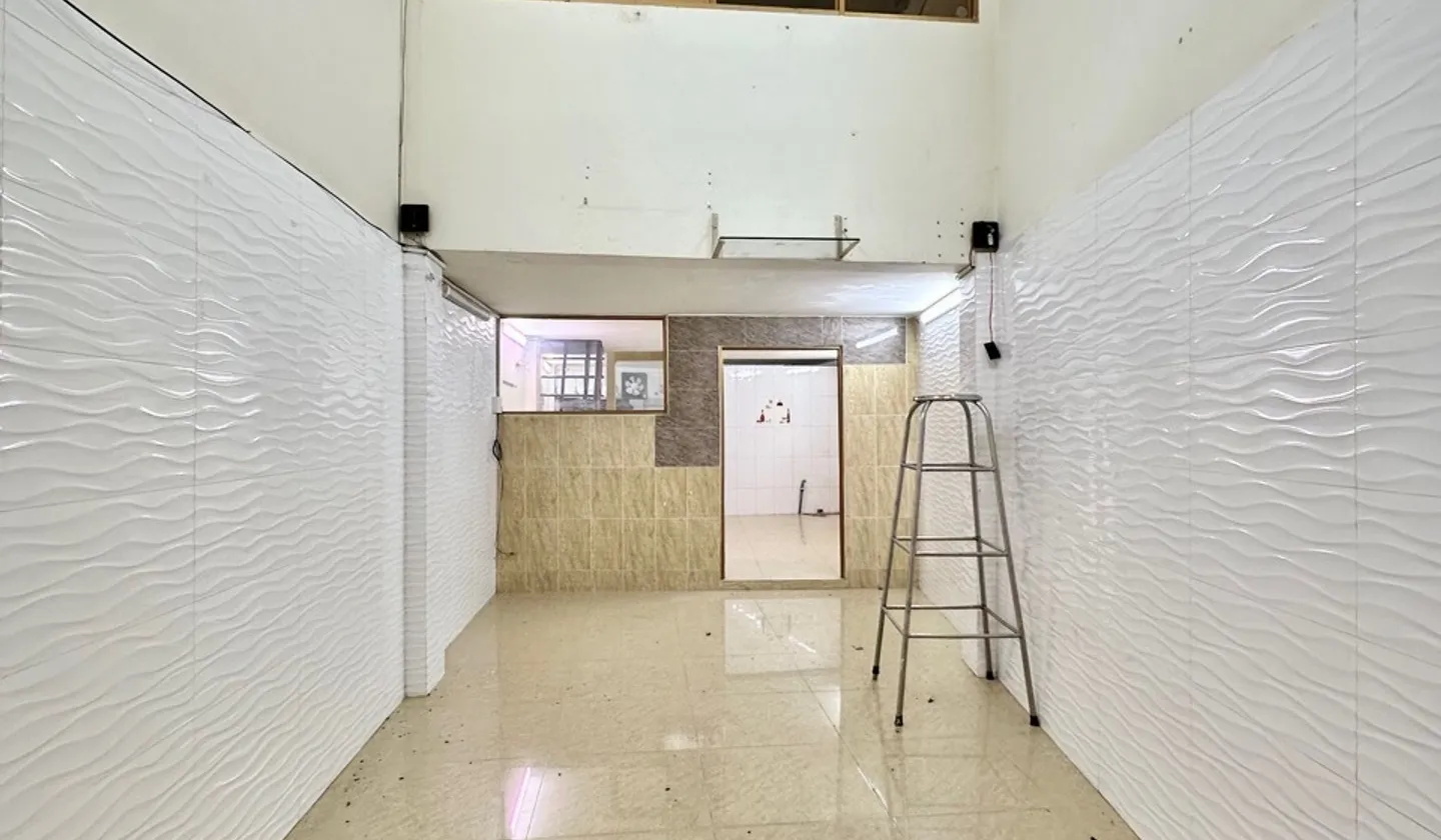 Nhà hẻm Phạm Văn Chí, Quận 6, 60m2, nhà cũ cấp 4, 2 tầng. Giá 4.27 tỷ... Bán nhà riêng tại Bình Tiên, Hồ Chí Minh 01