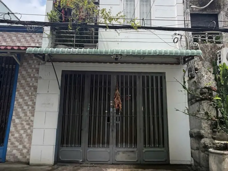 Cơ hội hiếm có sở hữu nhà 2 tầng mới tại Bình Trị Đông BTân, hẻm xe hơi thông, giá chỉ 4.5 tỷ... Bán nhà riêng tại Bình Trị Đông, Hồ Chí Minh 01