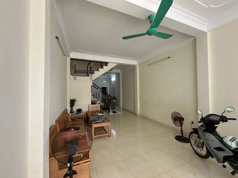 Bán nhà mặt phố tại phường Hồng Gai, Quảng Ninh, diện tích 56.9m², pháp lý chuẩn, giá 5.9 tỷ đồng... Bán nhà mặt phố tại Hồng Gai, Quảng Ninh 01