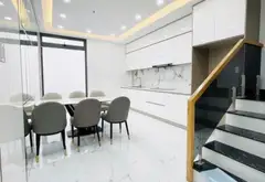 Siêu phẩm nhà mặt phố 4 tầng thang máy tại quận 7, giá cực hấp dẫn... Bán nhà mặt phố tại Tân Hưng, Hồ Chí Minh 05