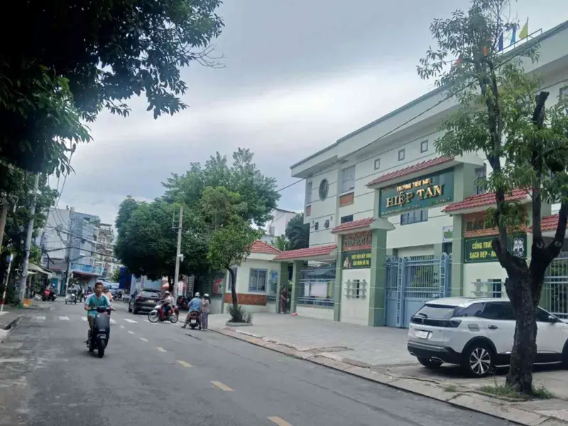 Nhà mặt tiền rộng 92m², vị trí vàng, giá siêu hấp dẫn... Bán nhà mặt phố tại Phú Thạnh, Hồ Chí Minh 01