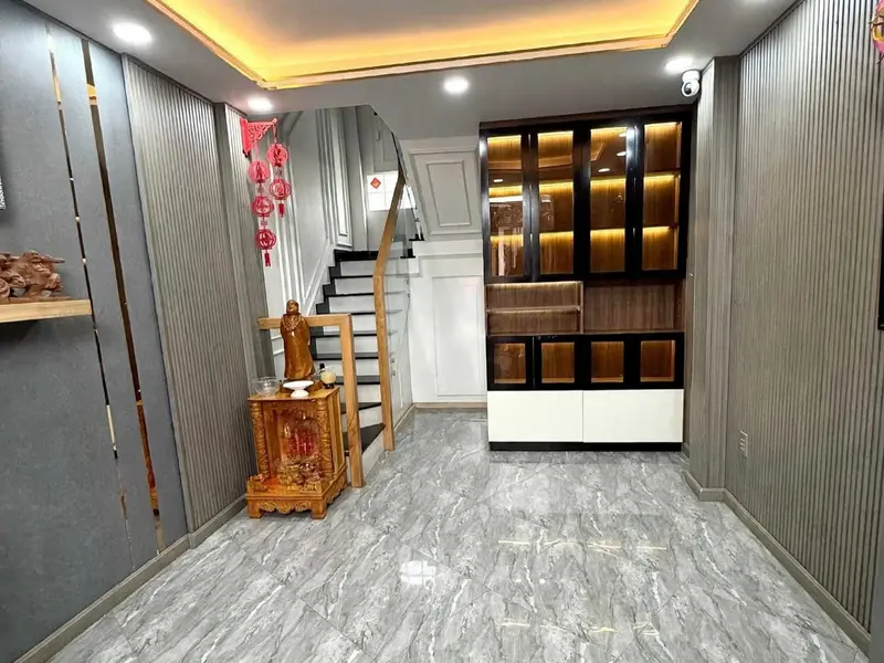 GẦN HỒ BƠI KHÁNH HỘI - HẺM THÔNG - XE HƠI ĐỖ CỬA - 5 TẦNG - NHỈNH 5 TỶ... Bán nhà riêng tại Khánh Hội, Hồ Chí Minh 01