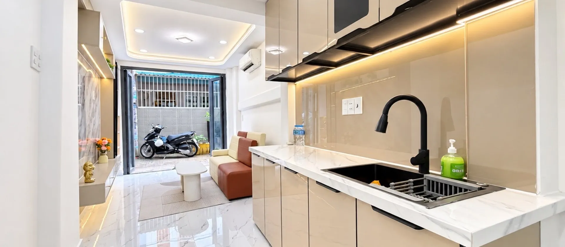 Bán nhà 3 tầng hẻm ô tô 4m đường Nguyễn Xí trung tâm Q. Bình Thạnh... Bán nhà riêng tại Bình Lợi Trung, Hồ Chí Minh 01