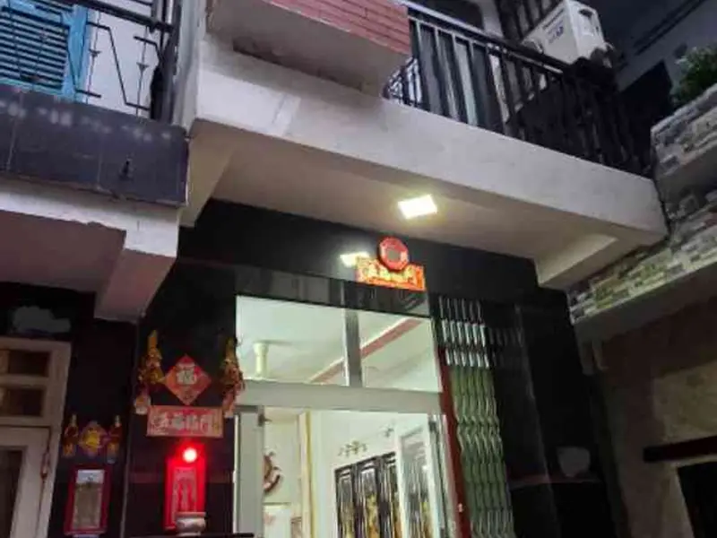 Bán nhà 3 tầng diện tích 24m2 gần chợ Kim Biên, Quận 5, giá tốt... Bán nhà riêng tại Chợ Lớn, Hồ Chí Minh 01