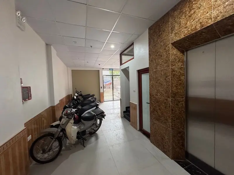 Nhà 7 tầng thang máy mặt phố, dòng tiền 50tr/tháng... Bán nhà mặt phố tại Phú Lương, Hà Nội 01