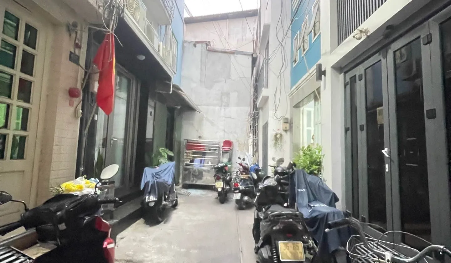 Bán nhà riêng 5 tầng mặt tiền hẻm Nguyễn Trãi, Quận 1, diện tích 29.6m², giá 13.5 tỷ... Bán nhà riêng tại Bến Thành, Hồ Chí Minh 01