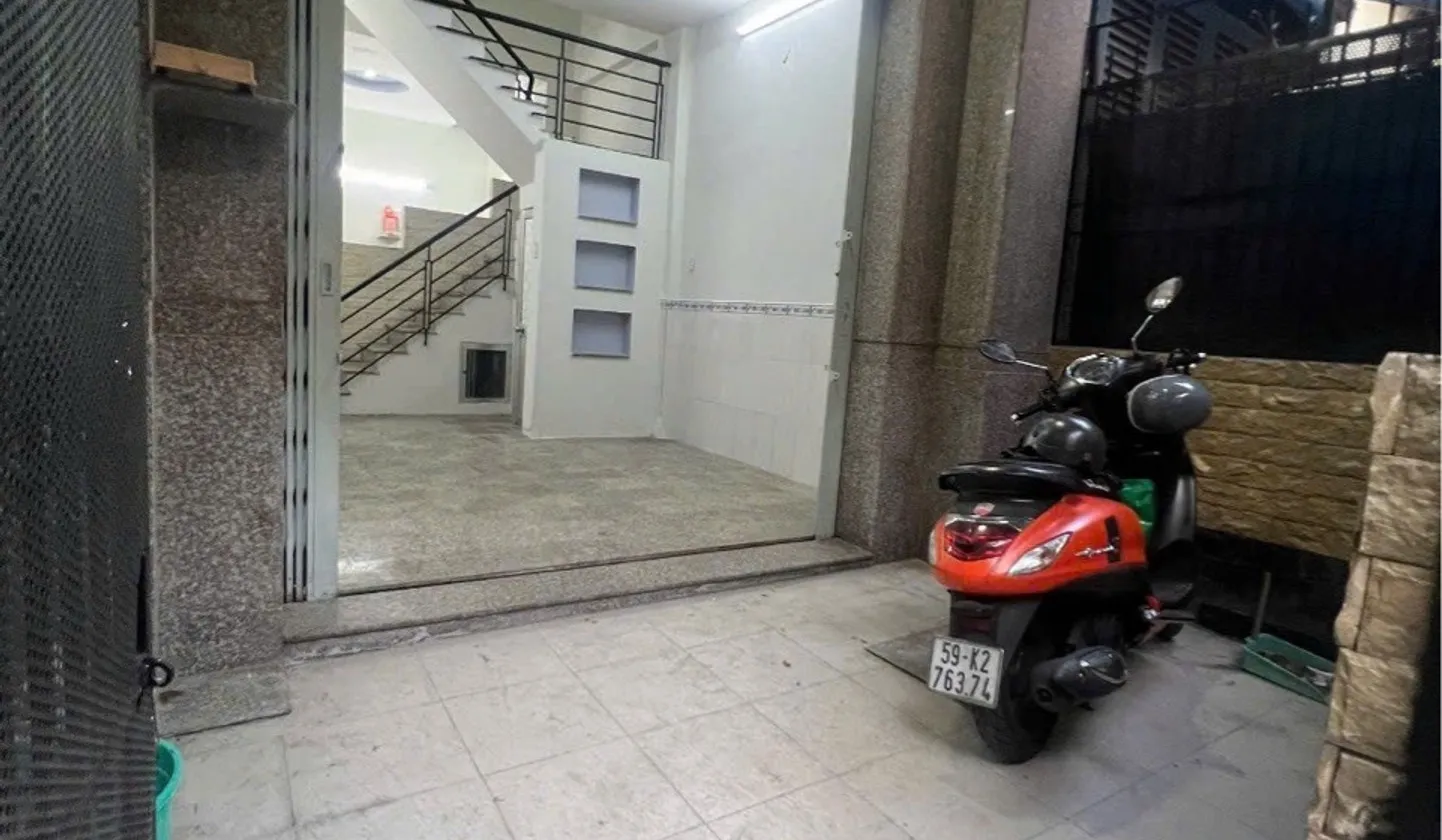 Cơ hội vàng sở hữu nhà 3 tầng kiên cố tại Bình Phú, Quận 6 với giá tốt bất ngờ... Bán nhà riêng tại Bình Phú, Hồ Chí Minh 01