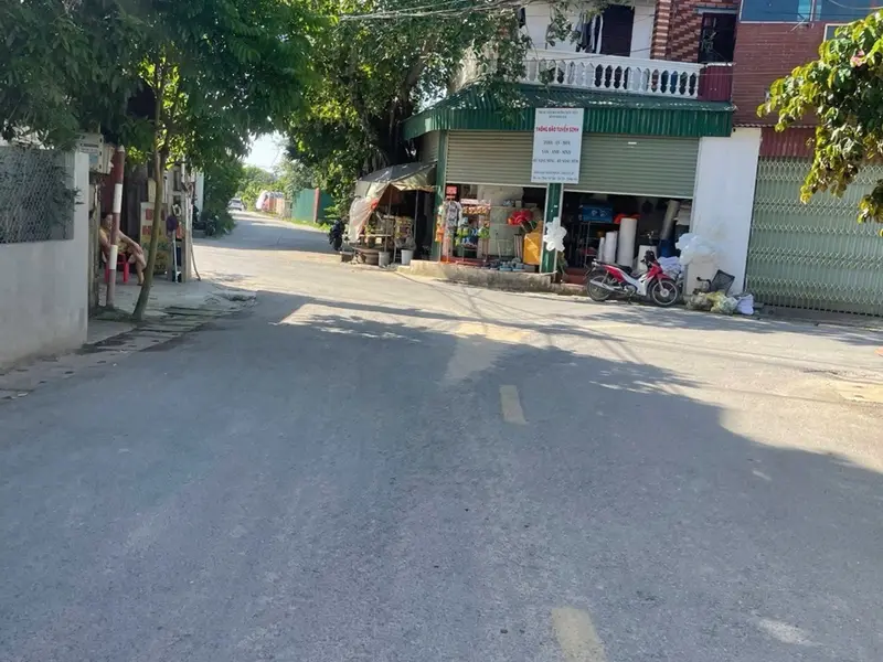 TÀI CHÍNH NHỎ - ĐẦU TƯ ĐẸP - NGAY TRUNG TÂM - GẦN CHỢ DÂN SINH -TRƯỜNG HỌC... Bán đất tại Ân Thi, Hưng Yên 01