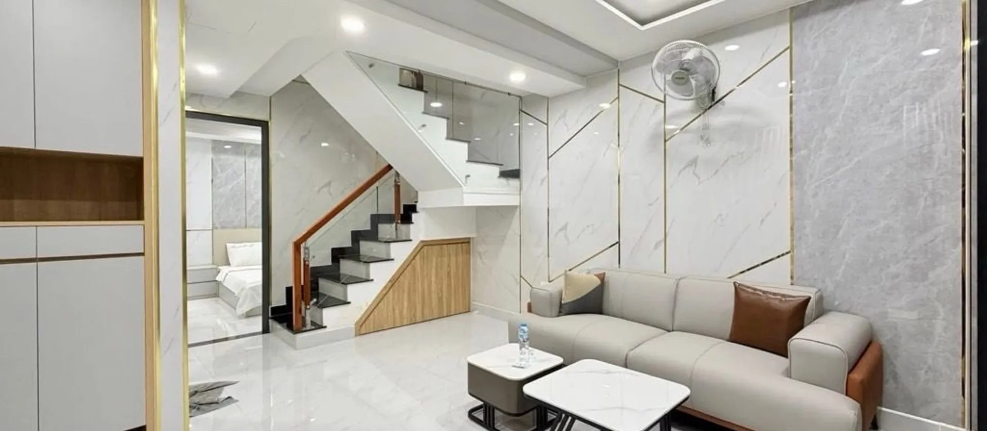 Gia đình đông người đang tìm nhà nhiều phòng, vị trí đẹp thì căn nhà tại Phú Nhuận này phù hợp nhé.... Bán nhà riêng tại Cầu Kiệu, Hồ Chí Minh 01