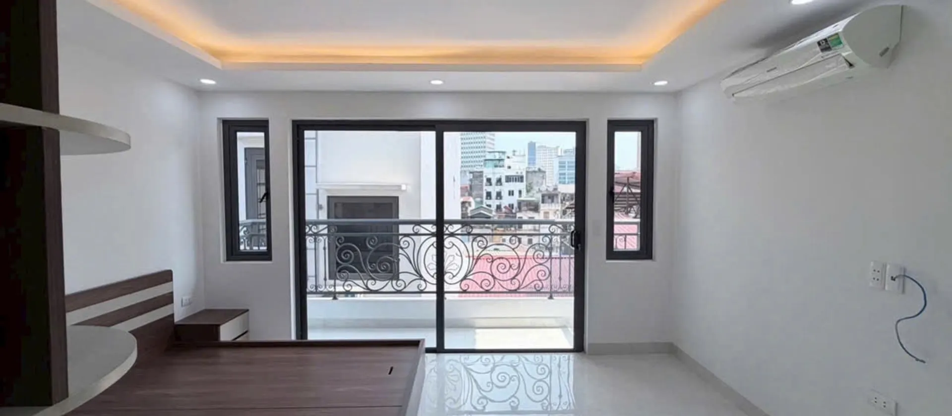 Bán nhà riêng 6 tầng tại phường La Thành, Ba Đình với mặt tiền 5,3m tiện kinh doanh... Bán nhà riêng tại Giảng Võ, Hà Nội 01