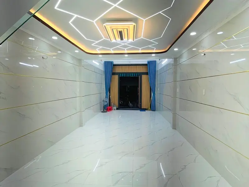 BÁ.N NHÀ ĐẸP SÁT LÊ VĂN QUỚI - NGÃ TƯ 4 XÃ - HẺM ÔTÔ - Ở NGAY - ( 4X20M ) CHỈ 5$ BÉ... Bán nhà riêng tại Bình Hưng Hòa, Hồ Chí Minh 01