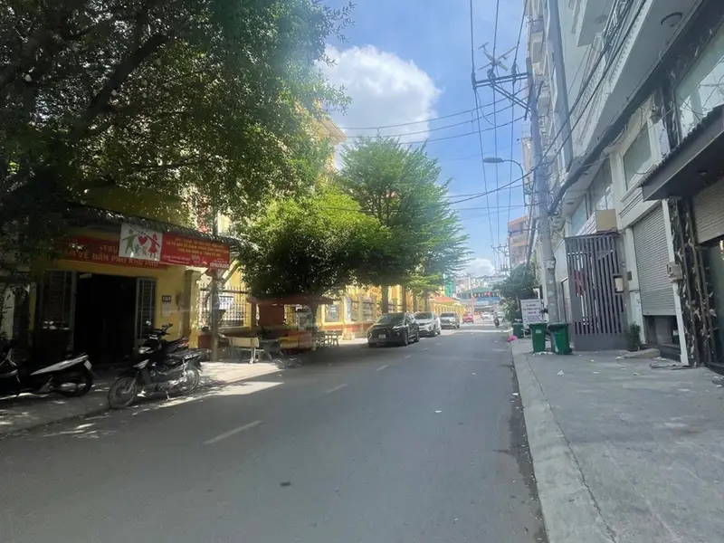 NHÀ 5 TẦNG 74M2 KHU TOÀ ÁN PHƯỜNG AN NHƠN GÒ VẤP - KHU ĐỒNG BỘ - XE HƠI TRONG NHÀ - 11TY9 TL... Bán nhà riêng tại An Nhơn, Hồ Chí Minh 01