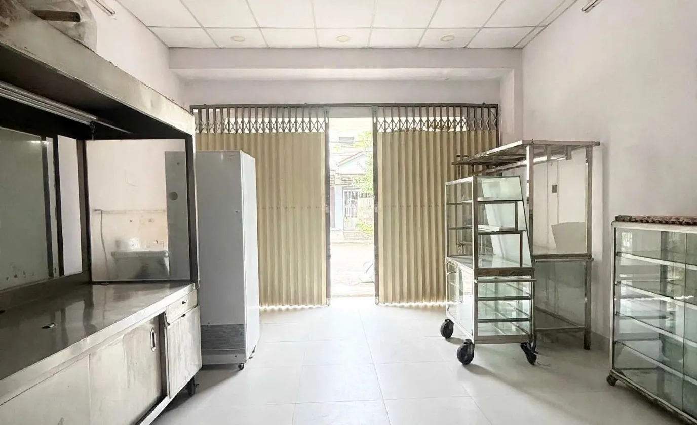 Mặt tiền kinh doanh Xóm Chiếu, 6 tầng, 111m2, Ngang 6.7, mua về ở ngay hoặc cho thuê... Bán nhà mặt phố tại Xóm Chiếu, Hồ Chí Minh 01