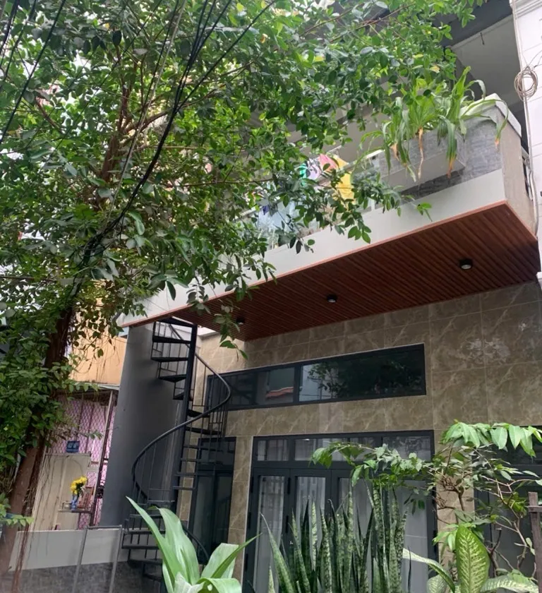 Nhà 4 tầng mới, diện tích 67m², vị trí trung tâm Quận 10... Bán nhà riêng tại Hòa Hưng, Hồ Chí Minh 01