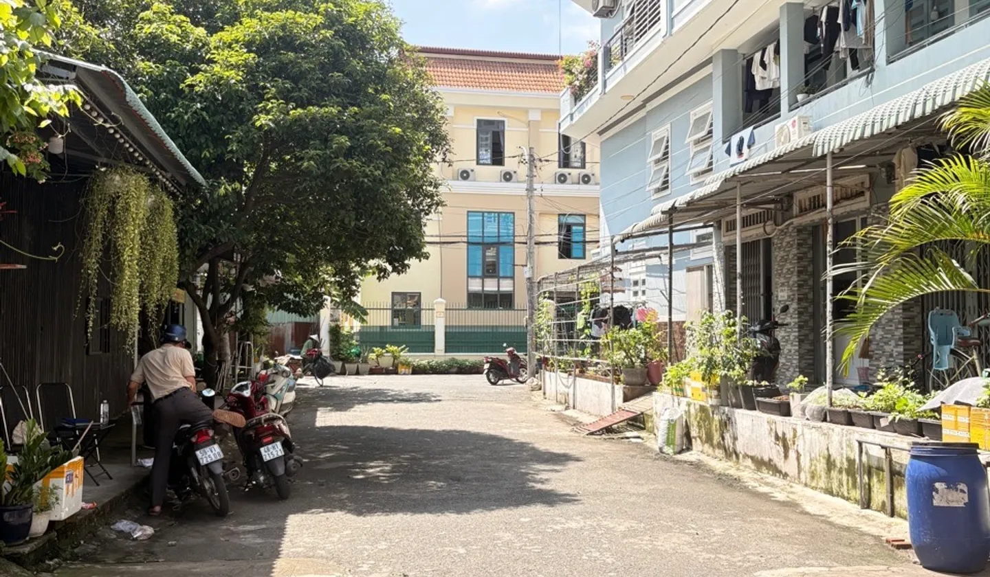 🚨 6,5 TỶ TL – ĐẤT TẶNG NHÀ, KÈM 5 PHÒNG TRỌ!... Bán nhà riêng tại Trung Mỹ Tây, Hồ Chí Minh 01