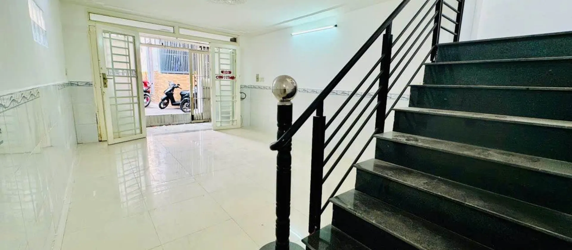 Nhà Lô Góc Thoáng Mát Trung Tâm Quận 8- Giá Ưu Đãi... Bán nhà riêng tại Chánh Hưng, Hồ Chí Minh 01