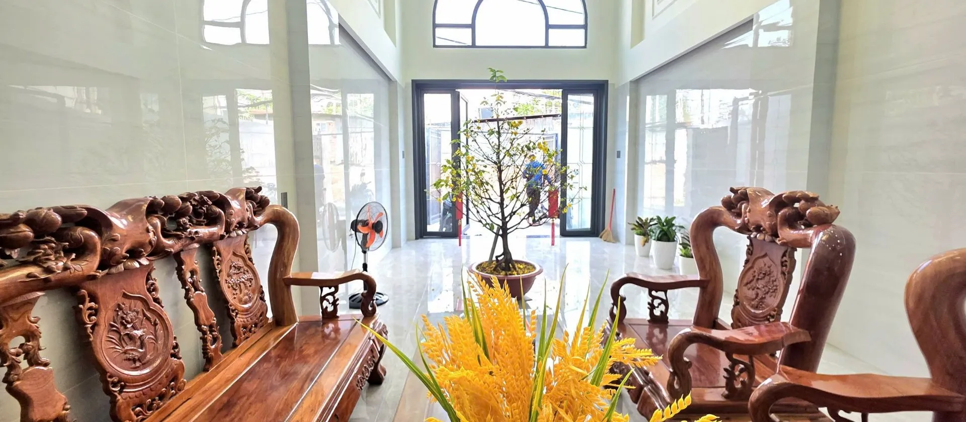Biệt thự mặt phố 6 tầng sang trọng cạnh Công viên An Sương, Quận 12... Bán nhà mặt phố tại Đông Hưng Thuận, Hồ Chí Minh 01