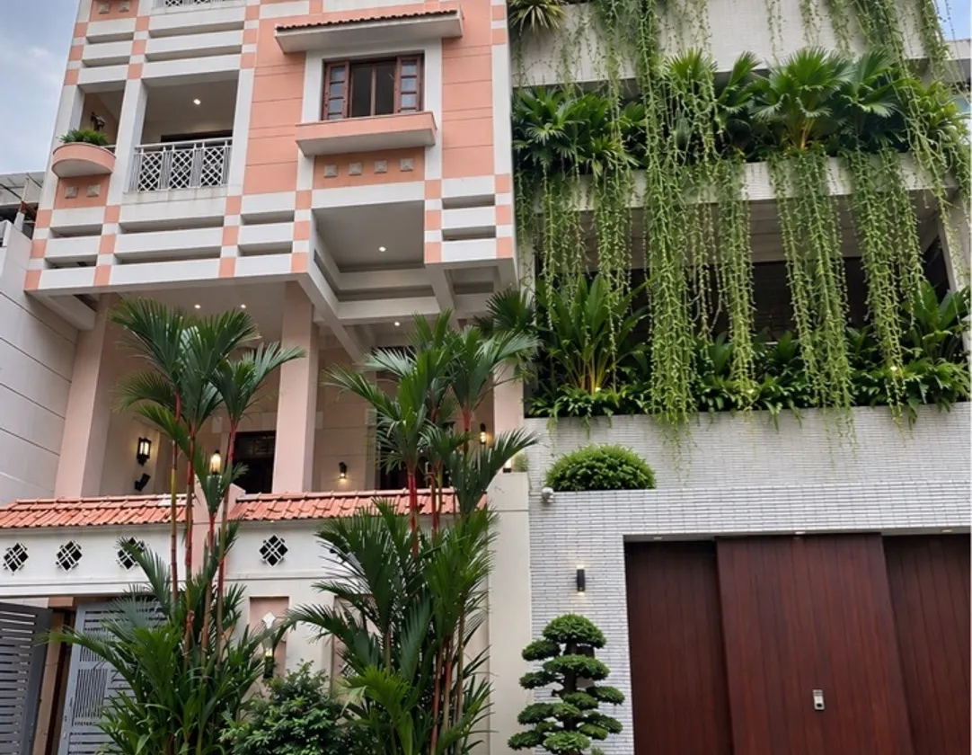 Biệt thự Nguyễn Trọng Tuyển, Phú Nhuận, sang trọng 6 tầng có thang máy tại khu compound.... Bán nhà riêng tại Phú Nhuận, Hồ Chí Minh 01
