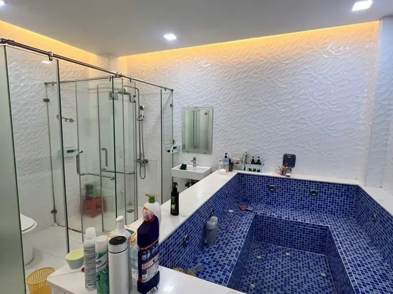 Nhà đẹp 4 tầng, vào ở ngay, 4x14m, đường Nguyễn Tri Phương, Quận 10, nhỉnh 8tỷ,... Bán nhà riêng tại Vườn Lài, Hồ Chí Minh 01