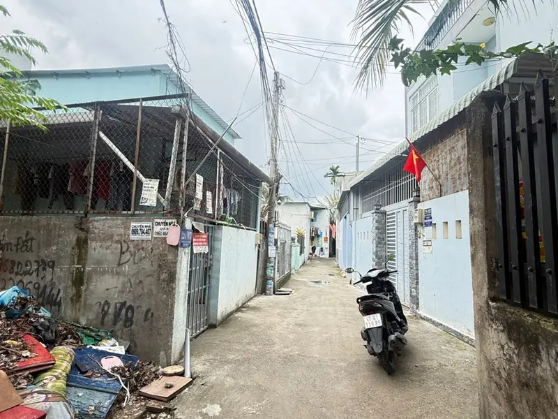 NGAY GẦN ĐH TÀI CHÍNH- CẠNH CHỢ LÒ LU- HẺM VF3- NGANG 4.7M- 3.5 tỷ... Bán nhà riêng tại Long Trường, Hồ Chí Minh 01