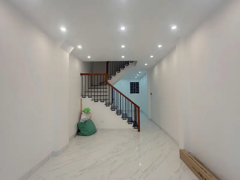 Nhà 5 tầng 40m2 tại Đại Cát, ngõ nông gần phố, giá 6,9 tỷ... Bán nhà riêng tại Thượng Cát, Hà Nội 01