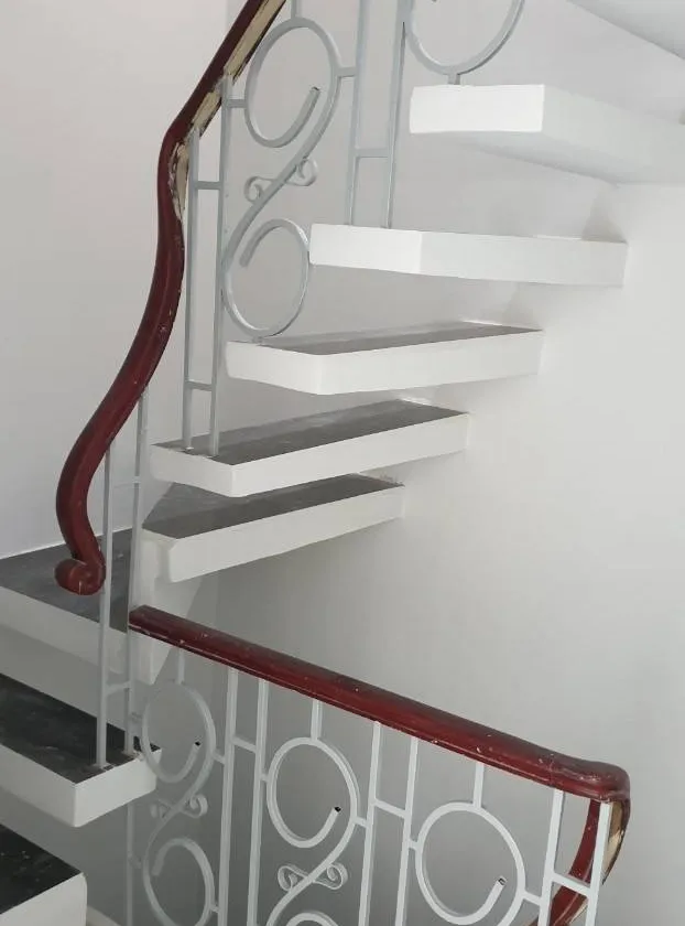 Nhà phố Hòa Hưng 4 tầng tiện nghi, giá hời chưa từng có... Bán owner_side tại Hòa Hưng, Hồ Chí Minh 01