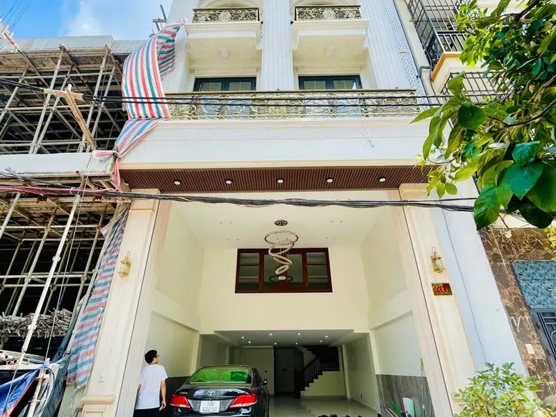 Tòa Nhà Phong Cách Hiện Đại Tại Trung Tâm Thành Phố... Bán nhà riêng tại Hoàng Mai, Hà Nội 01