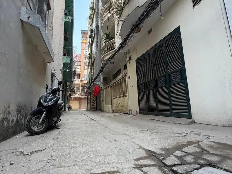 B. nhà mặt phố Nguyễn Phúc Lai, Đống Đa,HN, 60.4m², 5 tầng, mt5m, 6 ngủ, giá chào 2x tỷ... Bán nhà mặt phố tại Đống Đa, Hà Nội 01