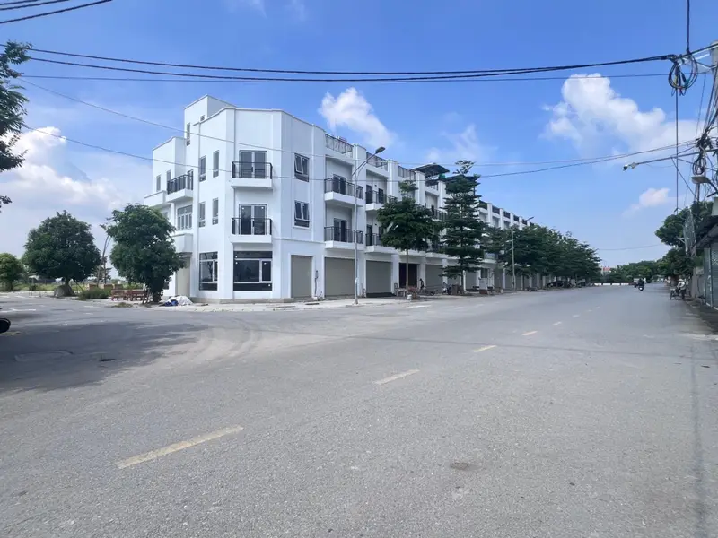 Đất Thuận Thành hơn 1 tỷ + Lô góc 4 thoáng trung ô tô 7 chỗ vào tận nơi, gần cầu Kinh Dương Vương... Bán đất tại Thuận Thành, Bắc Ninh 01