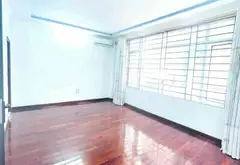 Bán văn phòng 8 tầng mặt tiền rộng, tiện kinh doanh tại trung tâm Cầu Giấy... Bán văn phòng tại Yên Hòa, Hà Nội 06