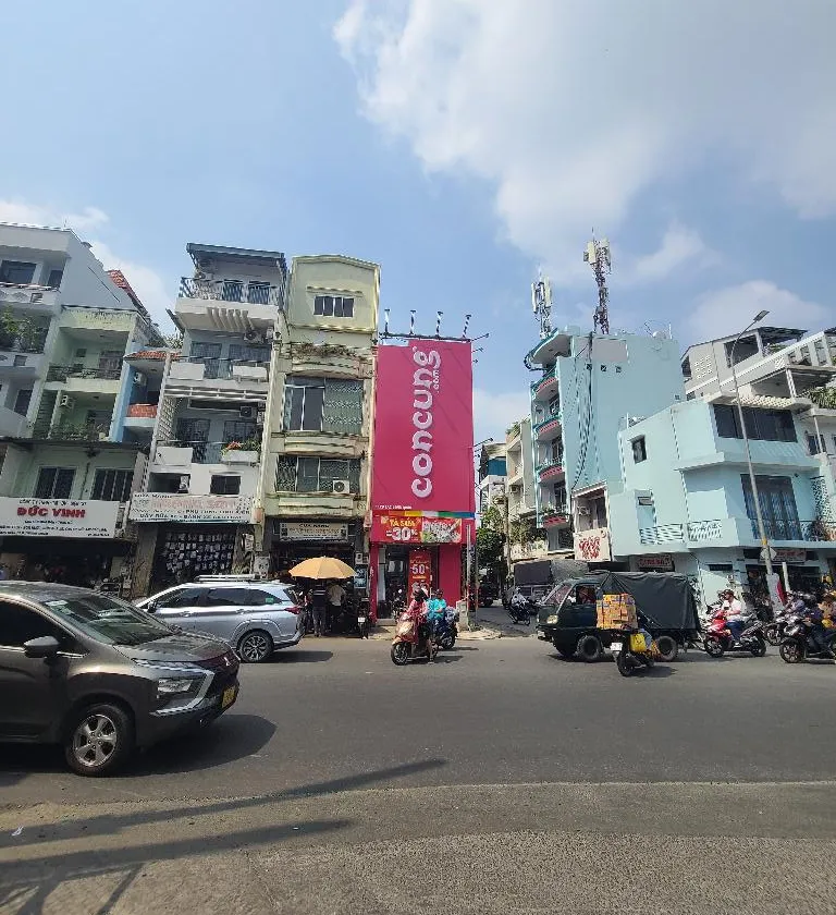 Bán nhà mặt phố phường 8 quận Tân Bình, mặt tiền 4m, kinh doanh sầm uất... Bán nhà mặt phố tại Tân Hòa, Hồ Chí Minh 01