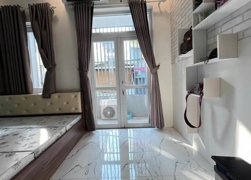 Bán nhà riêng 3 tầng mặt tiền 4.5m tại Hoàng Văn Thụ, Tân Bình, giá 9.5 tỷ... Bán nhà riêng tại Tân Sơn Nhất, Hồ Chí Minh 01