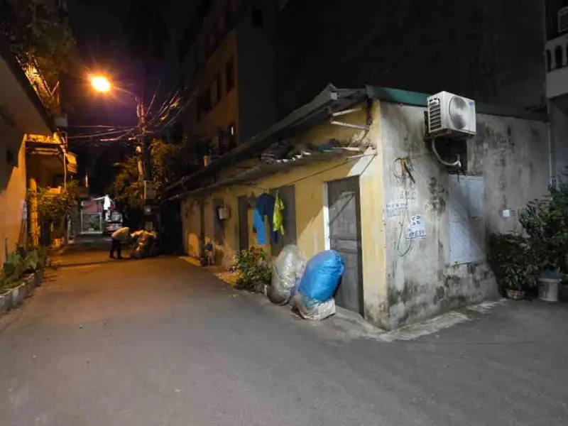 Phân Lô căn Góc 2 Mặt Thoáng. Mtien rộng - Chỉ 3 tỷ nhô... Bán đất tại Việt Hưng, Hà Nội 01