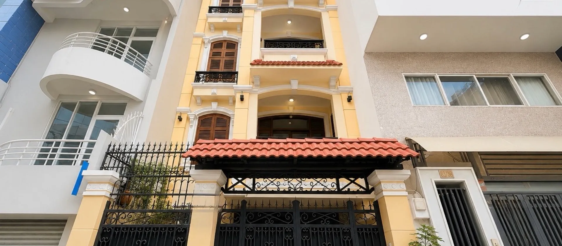 Biệt thự phố sang trọng gần sân bay, tiện nối Quận 1... Bán nhà riêng tại Tân Sơn Hòa, Hồ Chí Minh 01