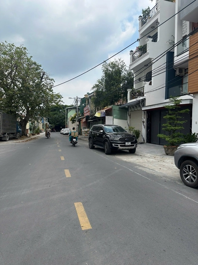 mt hẻm oto tránh thông kd đỉnh chỉ 9.5ty 70m² 4x18 tại Hồ Chí Minh 01