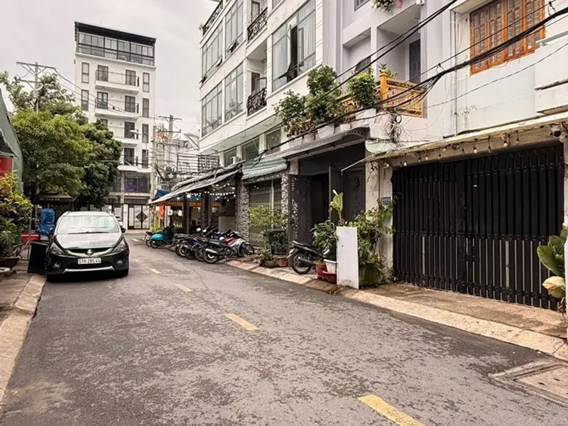 ❇️NHÀ MỚI 4 TẦNG – THANG MÁY – FULL NỘI THẤT
💰 10,8 TỶ – BỚT LỘC
📐 3,9 × 17m – Công nhận 70,2m²... Bán nhà riêng tại An Hội Tây, Hồ Chí Minh 01