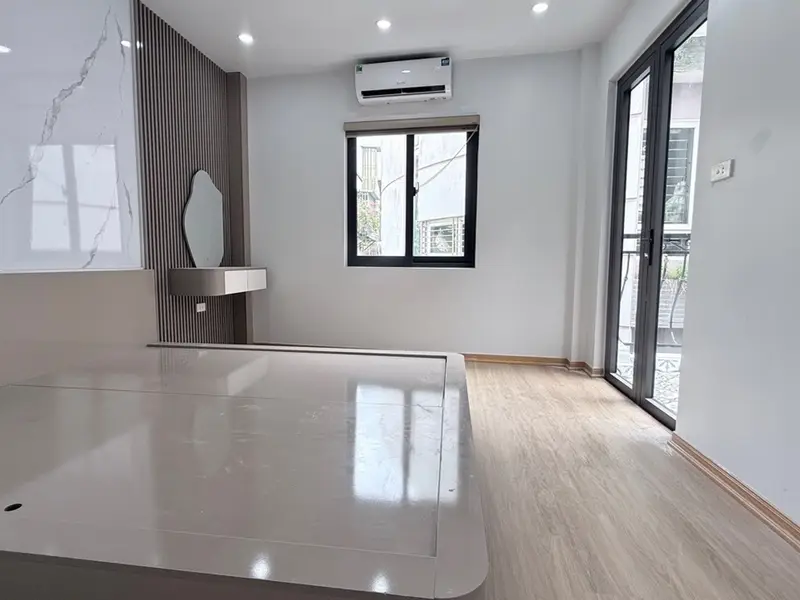 Nhà lô góc Đội Cấn đang hot - cơ hội đầu tư hiếm có, ở ngay giá tốt... Bán nhà riêng tại Ngọc Hà, Hà Nội 01