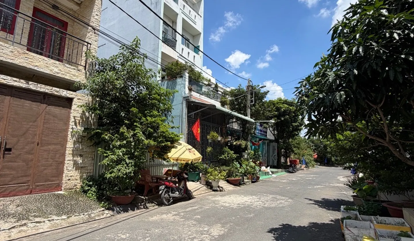 Nhà riêng 4 tầng rộn ràng thu nhập tại Bình Đông, TP HCM... Bán nhà riêng tại Bình Đông, Hồ Chí Minh 01