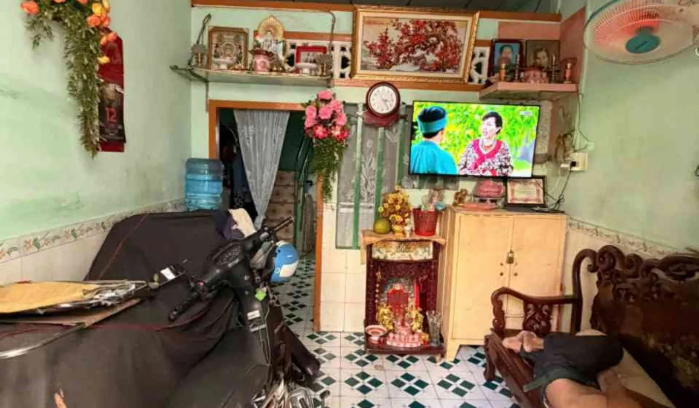 Nhà Góc 2 Tầng Sát Khu Kinh Doanh Sầm Uất... Bán nhà riêng tại Hòa Bình, Hồ Chí Minh 01