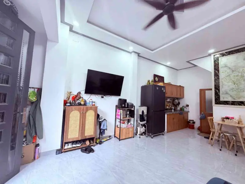 👉TÂN BÌNH- NGUYỄNP PHÚC CHU $ 4.29 TL
👉DT:28 M3( 4 ×7 )
👉Nhà 3 Tầng 3PN 
🏠 Nhà mới xây dựng hoà... Bán nhà riêng tại Tân Sơn, Hồ Chí Minh 01