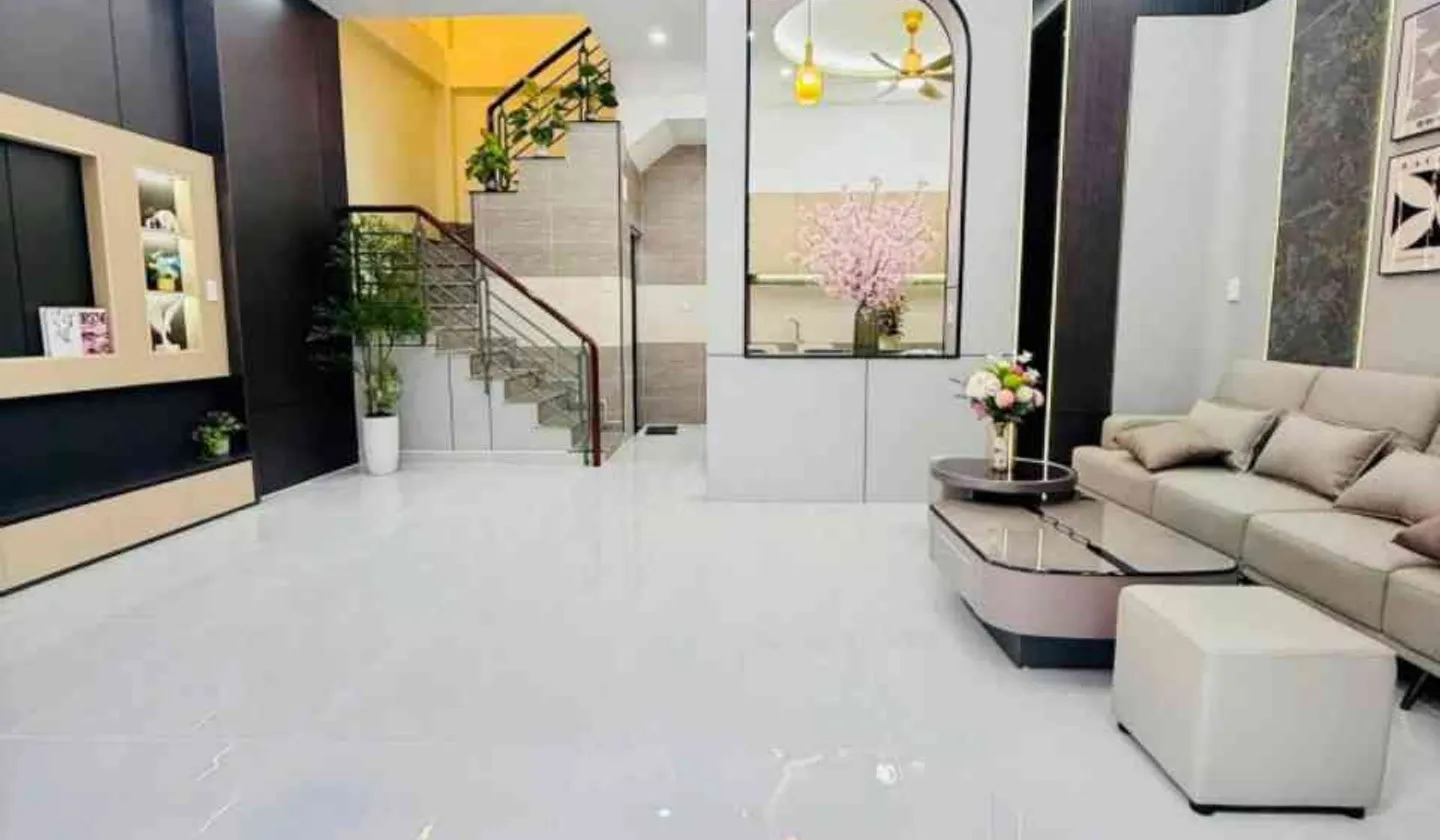 Bán nhà riêng 3 tầng diện tích 52m2 tại phường Tân Sơn, hướng Tây Bắc, giá 6.95 tỷ... Bán nhà riêng tại Tân Sơn, Hồ Chí Minh 01