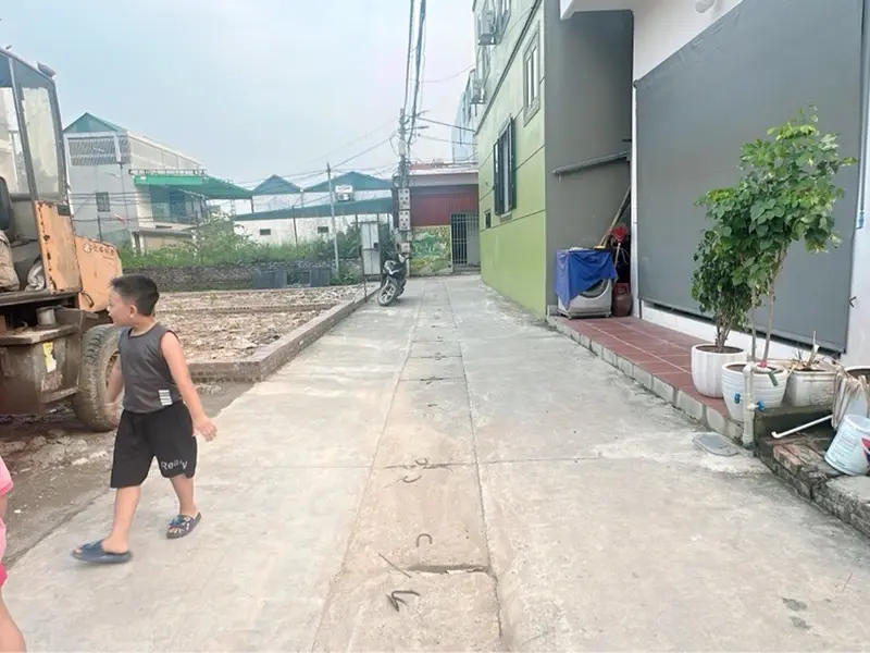 Bán đất thổ cư mặt tiền 4.8m tại Mê Linh gần Đại học Tài chính... Bán đất tại Quang Minh, Hà Nội 01