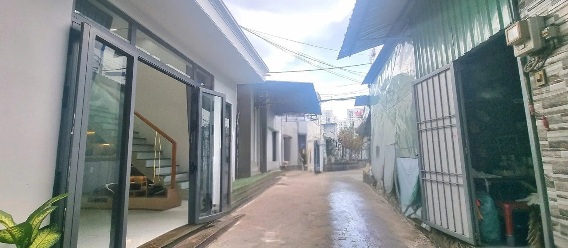 BÁN NHÀ HẺM XE HƠI PHAN VĂN HỚN QUẬN 12 – 45M² – 2 TẦNG – 2PN – GẦN CO.OPMART – CHỈ 4.2 TỶ... Bán nhà riêng tại Đông Hưng Thuận, Hồ Chí Minh 01