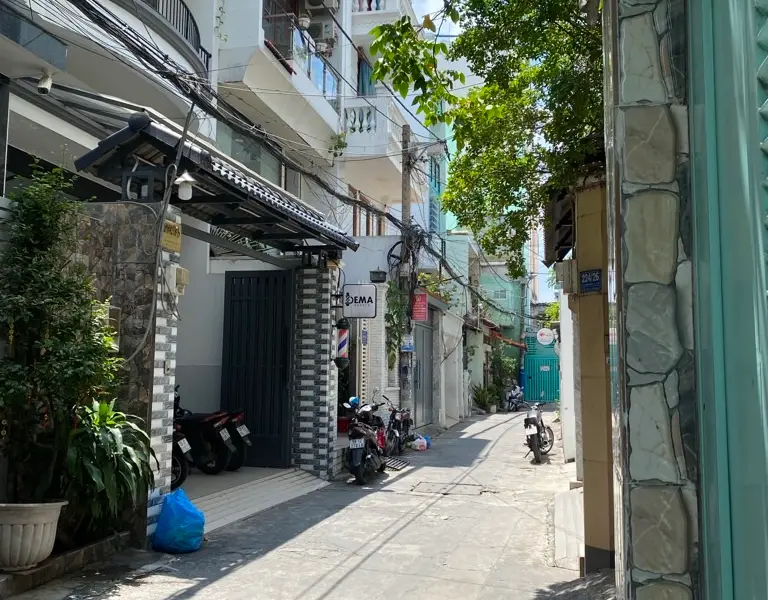 Nhà đẹp gần 105M2 - ô tô vào nhà cực thoáng... Bán nhà riêng tại Hòa Hưng, Hồ Chí Minh 01