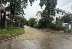 Nhà mặt phố đẳng cấp tại Khu đô thị Long Việt với mặt tiền rộng và không gian sân vườn riêng... Bán nhà mặt phố tại Quang Minh, Hà Nội 02