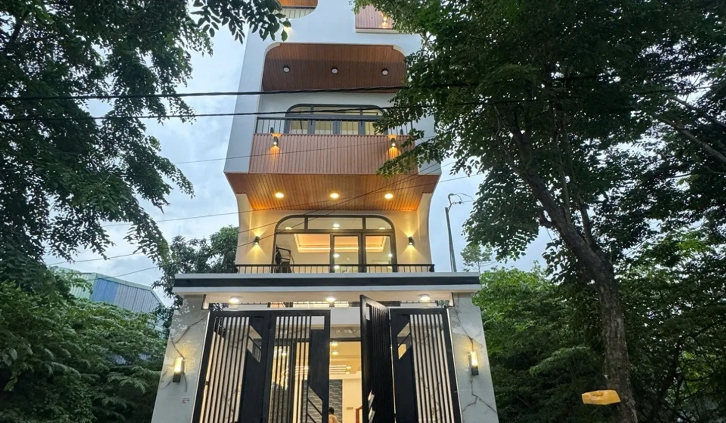 Cơ hội sở hữu nhà phố hiện đại sát Vinhome Grand Park TP HCM giá 6,89Tỷ... Bán nhà riêng tại Long Bình, Hồ Chí Minh 01