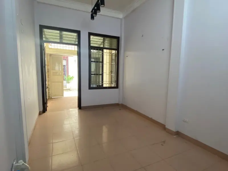 Bán nhà 3 tầng phân lô cán bộ ô tô tránh phố Lạc Trung, phường Vĩnh Tuy, Hà Nội giá rẻ so với khu... Bán nhà riêng tại Vĩnh Tuy, Hà Nội 01